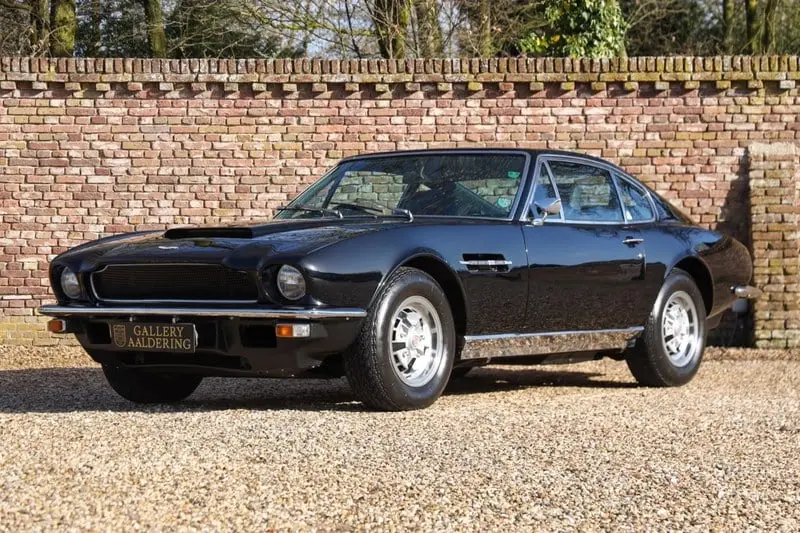 Aston Martin DBS