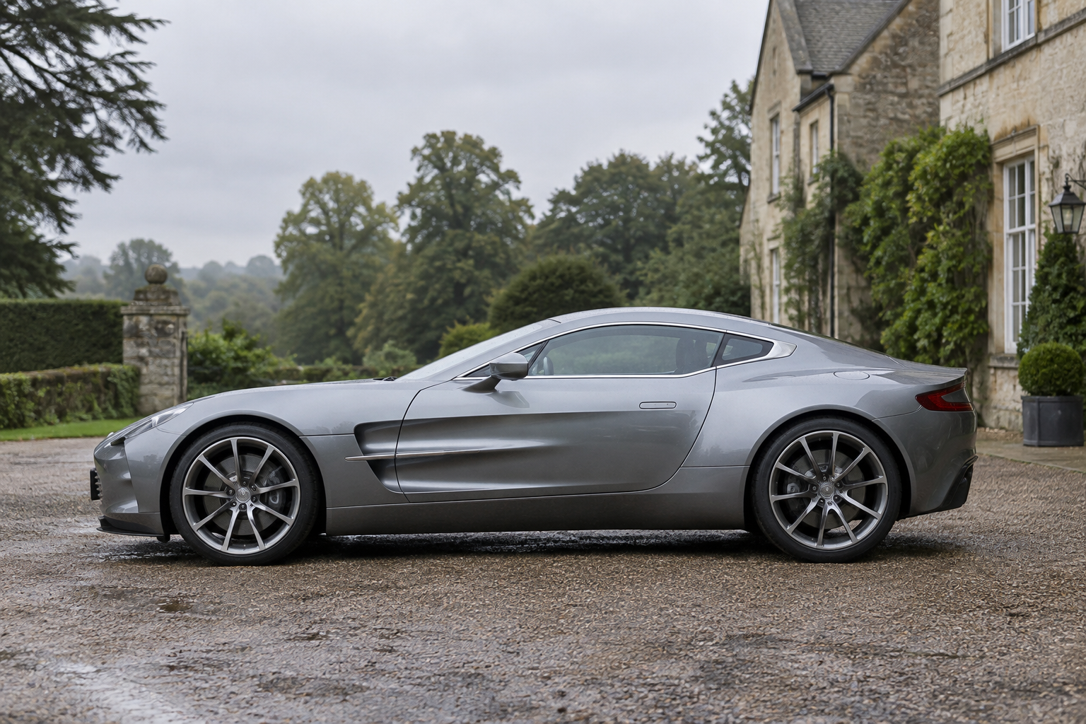 Aston Martin One-77, foto 3