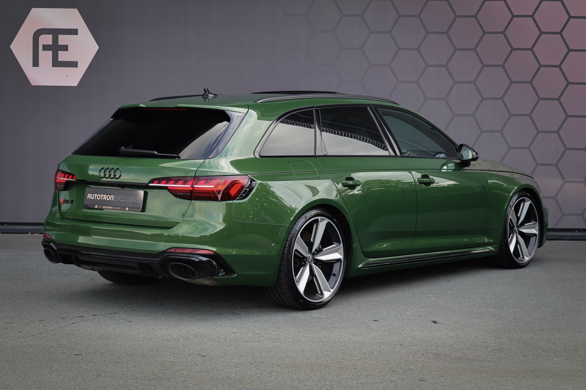 Audi RS4, foto 3