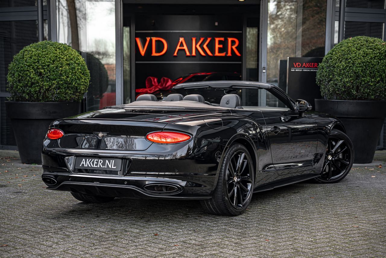 Bentley Continental GTC W12 Mulliner, foto 2