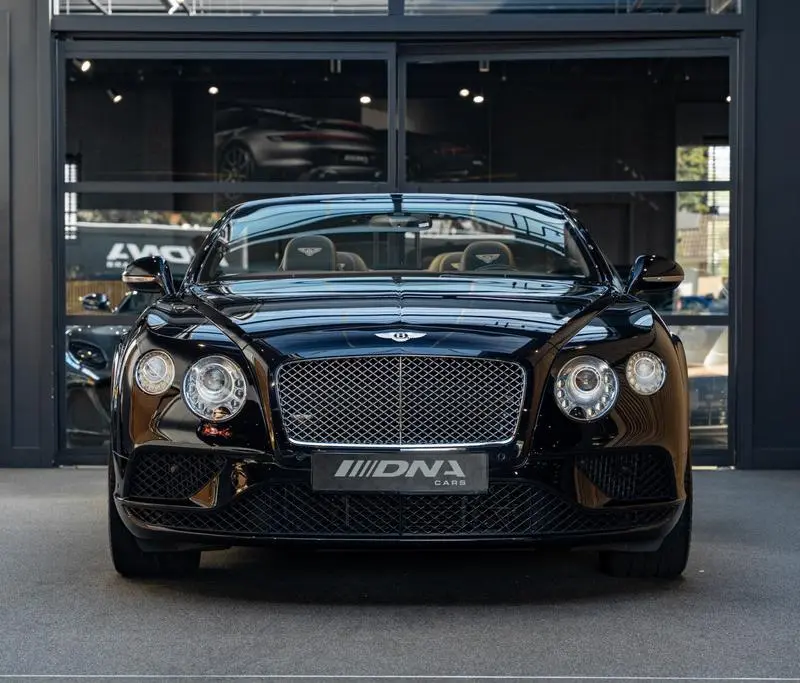 Bentley Continental GTC, foto 2