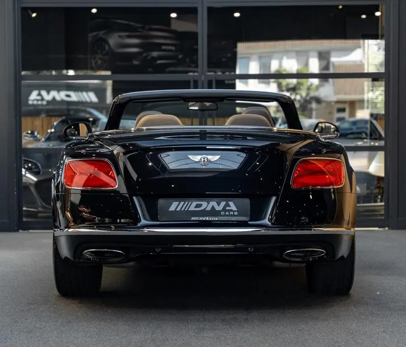Bentley Continental GTC, foto 4