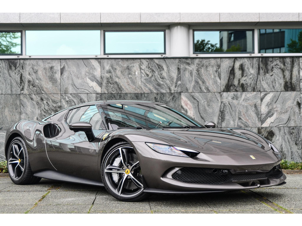 Ferrari 296 GTB, foto 2
