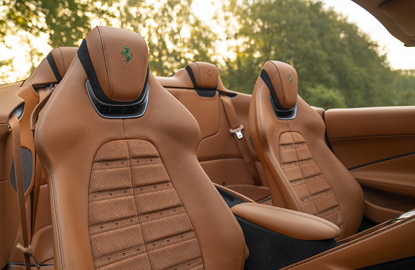 Ferrari Roma Spider, foto 4