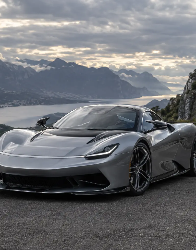 Hoe verandert de Pininfarina Battista motorkracht in stuurgedrag?