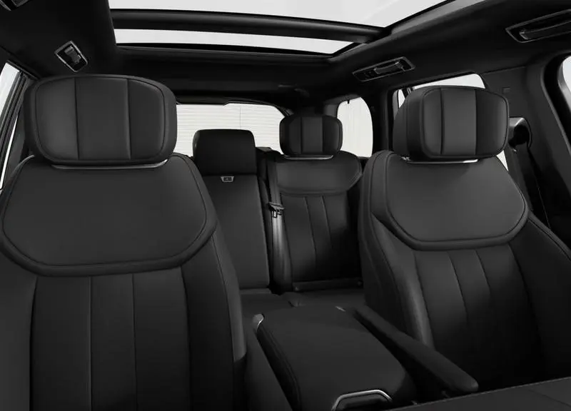 Range Rover P550e Autobiography uit 2026 bij DNA Cars