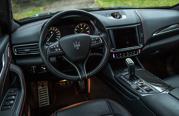 Maserati Levante, foto 4