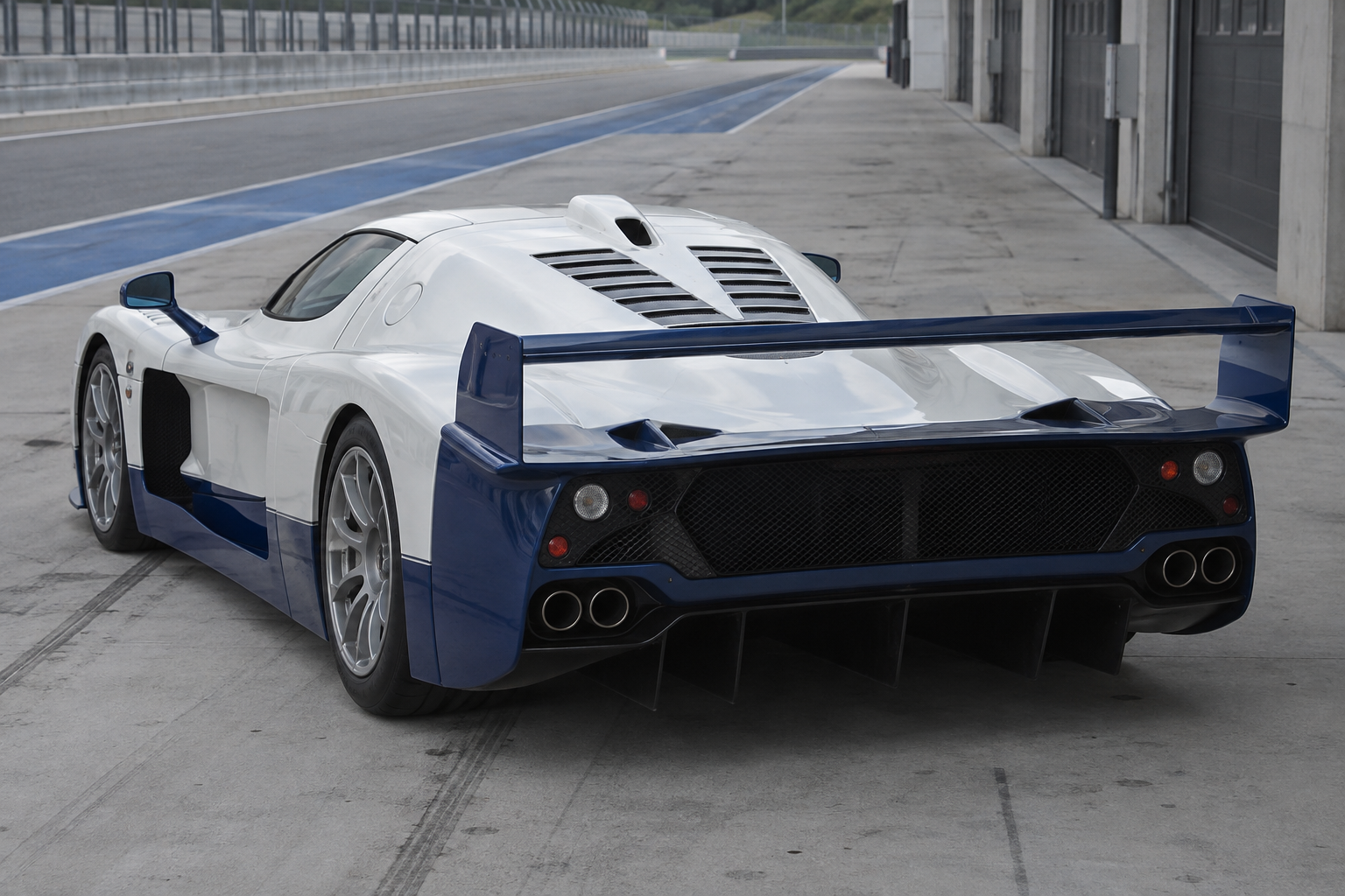 Maserati MC12, foto 2