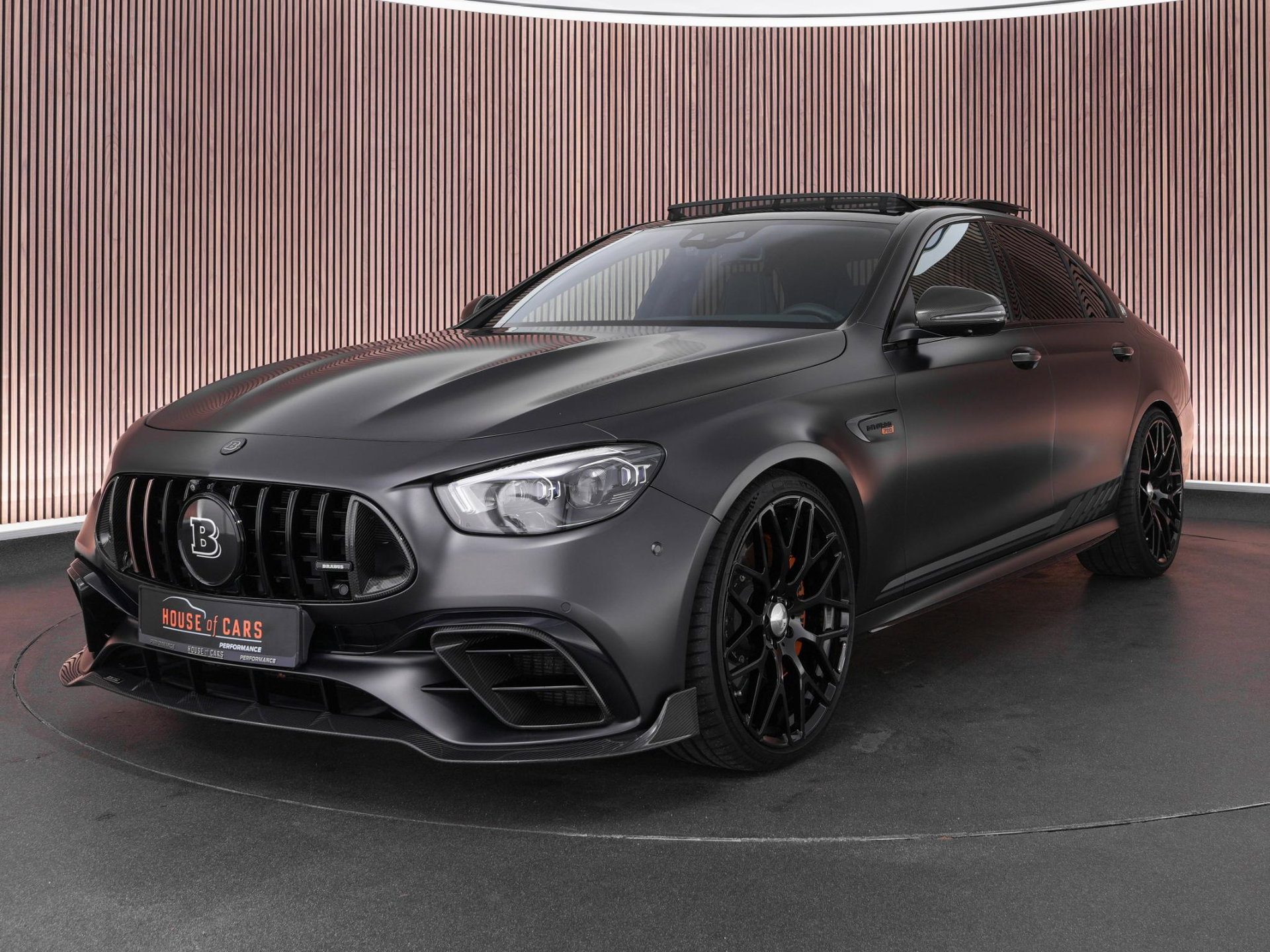Mercedes-AMG E 63 S Final Edition met BRABUS-ombouw en 700 pk