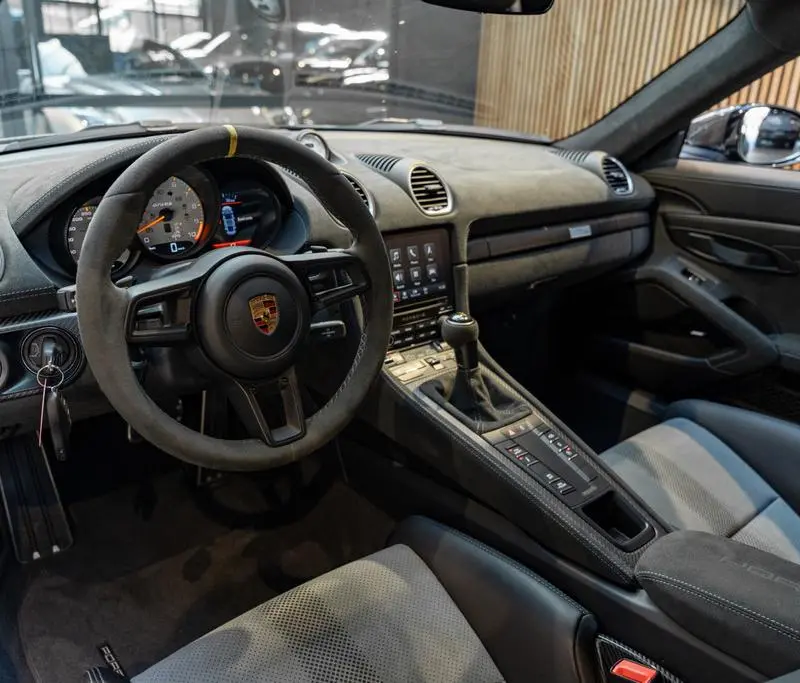 Porsche 718 GT4 RS, foto 6