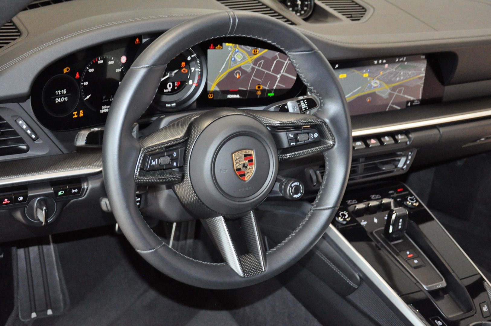 Porsche 992 Carrera 4S Exclusive, foto 6