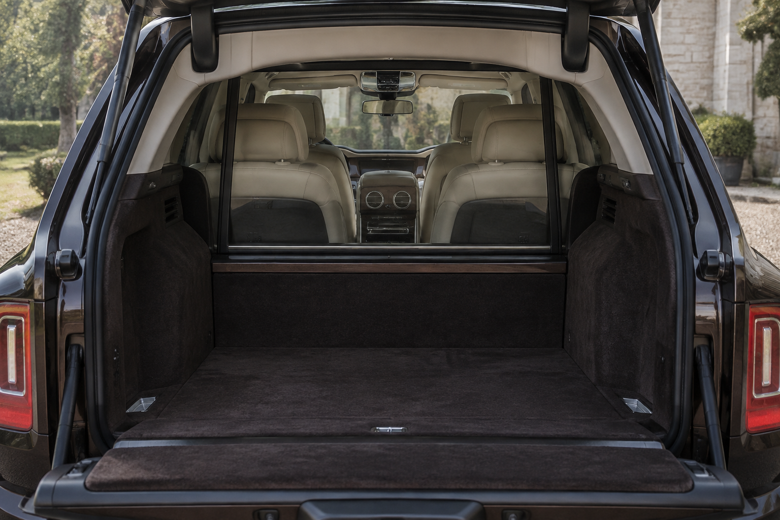 Rolls-Royce Cullinan, foto 2