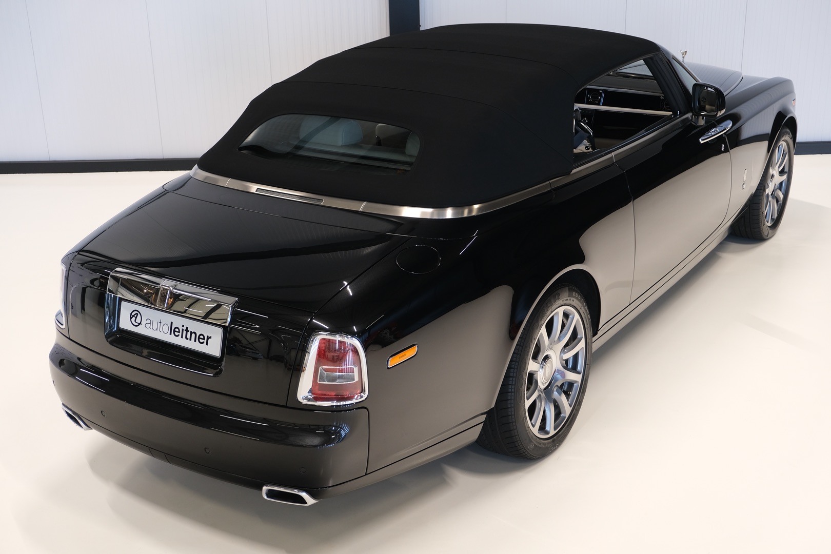 Rolls Royce Phantom Drophead Series II, foto 3