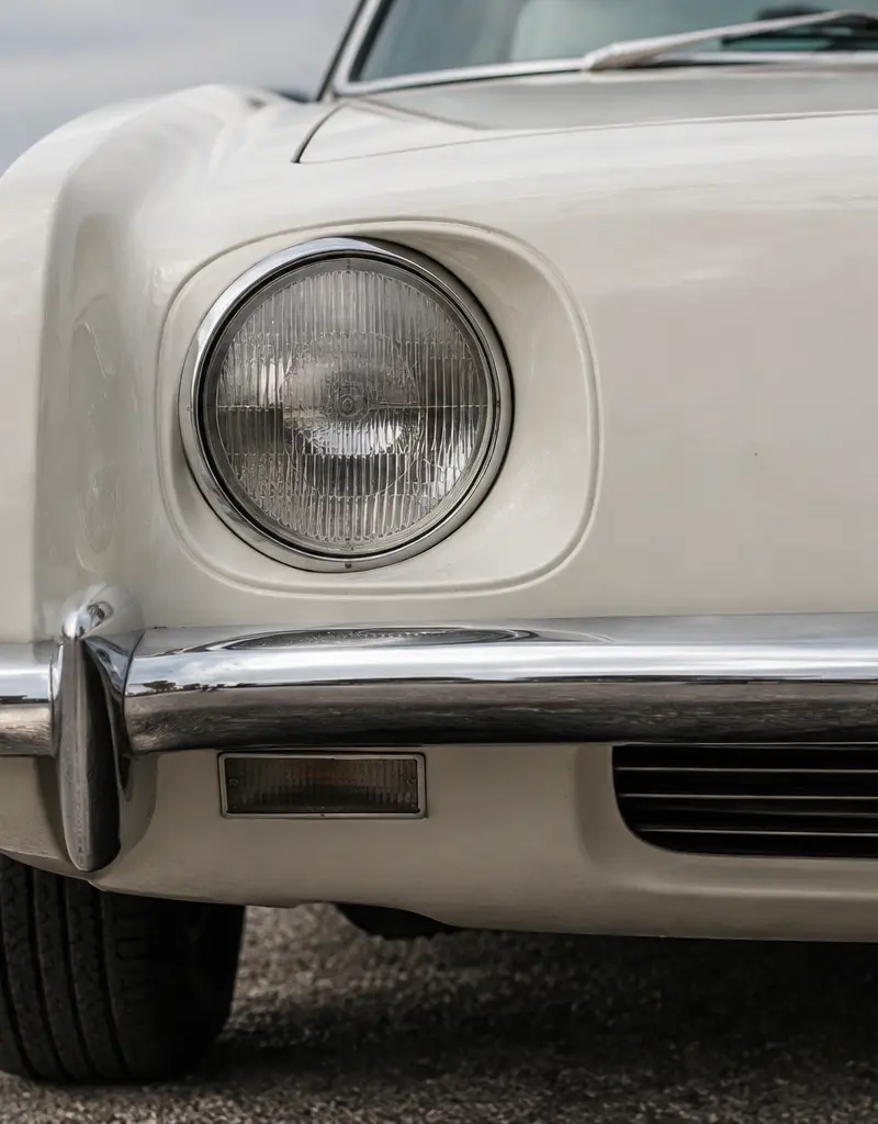 Studebaker Avanti, foto 2