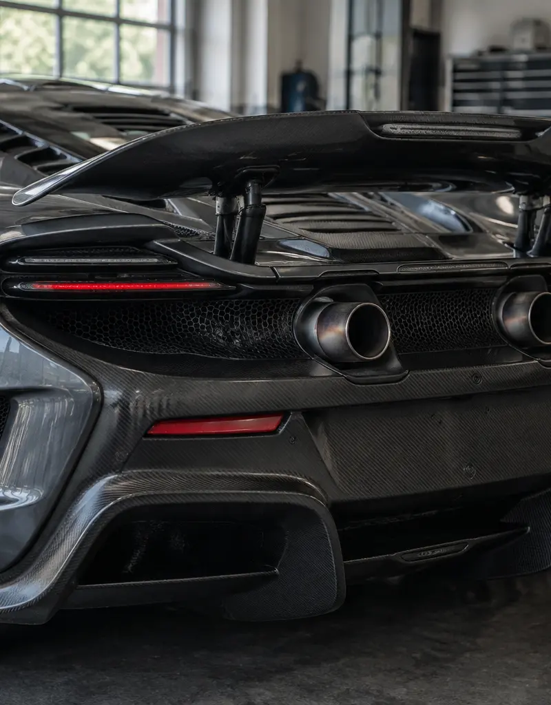 McLaren 675LT Coupé, foto 2